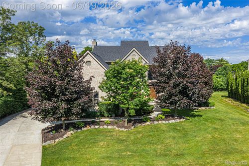 1781 Apple Ridge Ct, Rochester Hills, MI, 48306-3205 | Card Image