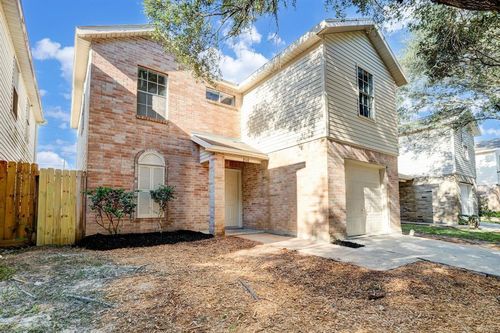 2113 Whittier Dr, Houston, TX, 77032-2047 | Card Image