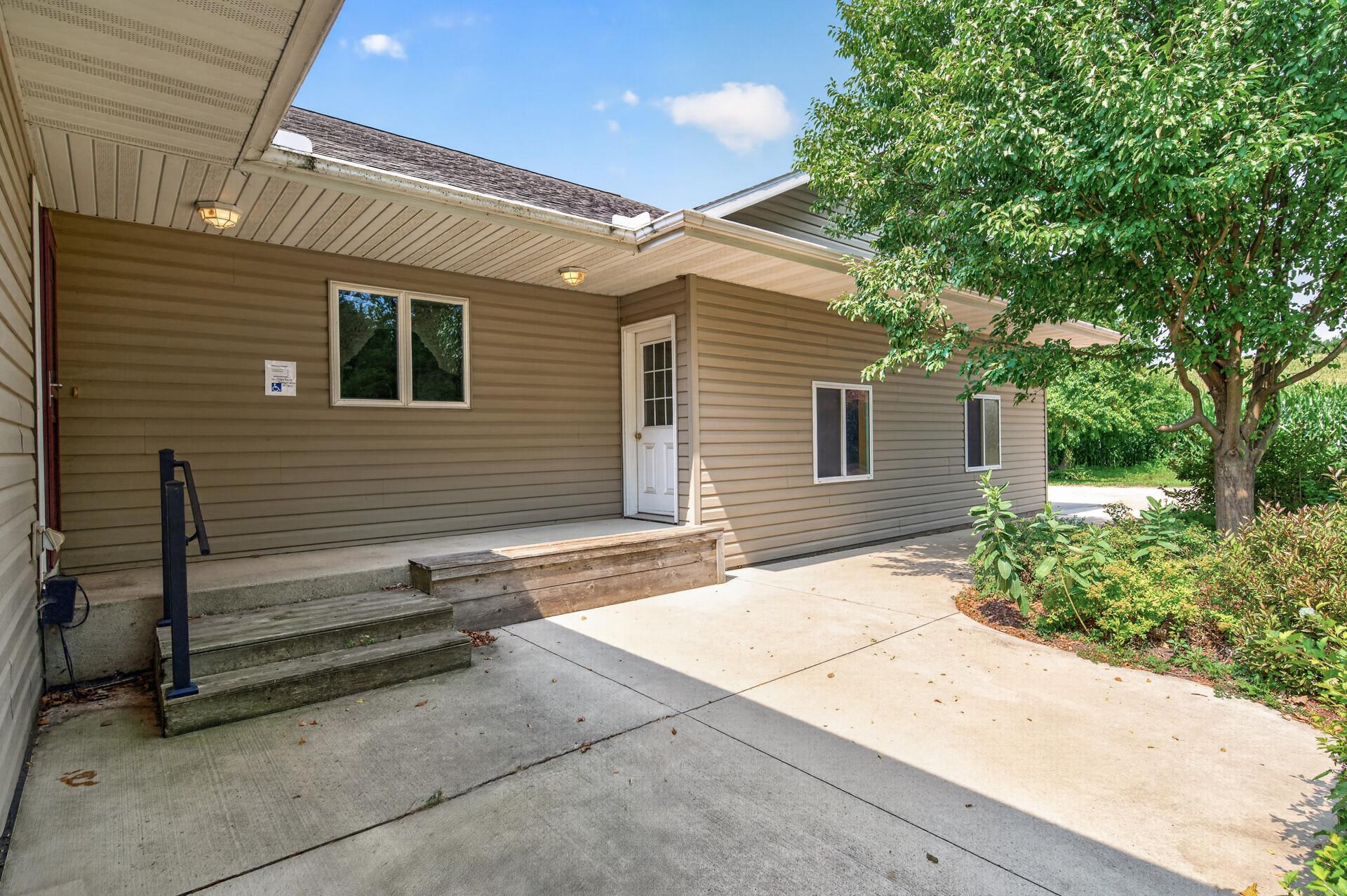 Residential in Waverly 4