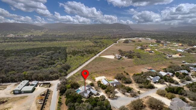 274 Mountain Laurel Ln, House other with 5 bedrooms, 6 bathrooms and null parking in Concan TX | Image 45
