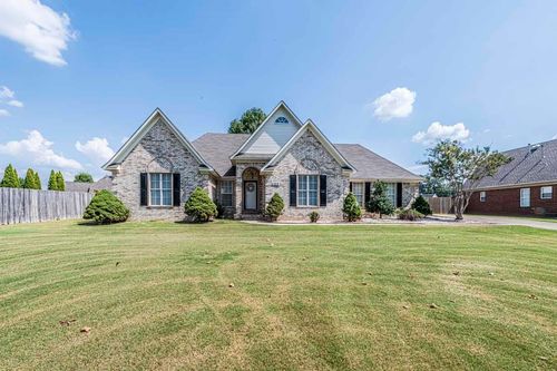 137 Beverly Dr, Atoka, TN, 38004-7780 | Card Image