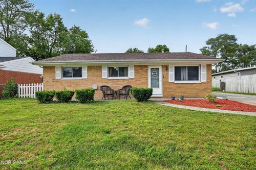 6528 Lincoln Green St, Holland, OH, 43528-9670 | Card Image