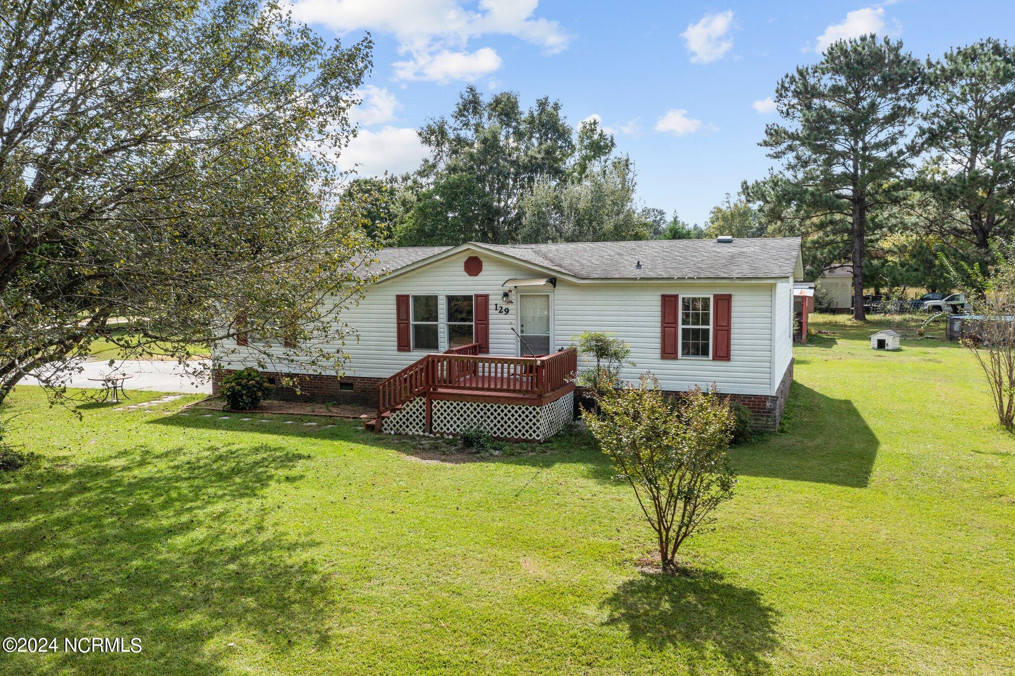 Old Freeman Rd, Swansboro, NC 28584