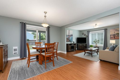 1-3189 Gibbins Rd, Duncan, BC, V9L1G7 | Card Image
