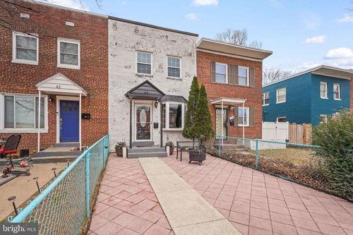 44 Dale St, ALEXANDRIA, VA, 22305-2411 | Card Image