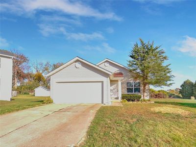 14449 Jamestown Bay Drive, House other with 3 bedrooms, 2 bathrooms and null parking in Florissant MO | Image 1