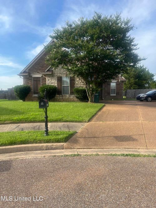 1975 Enclave Cv, Southaven, MS, 38672-7053 | Card Image