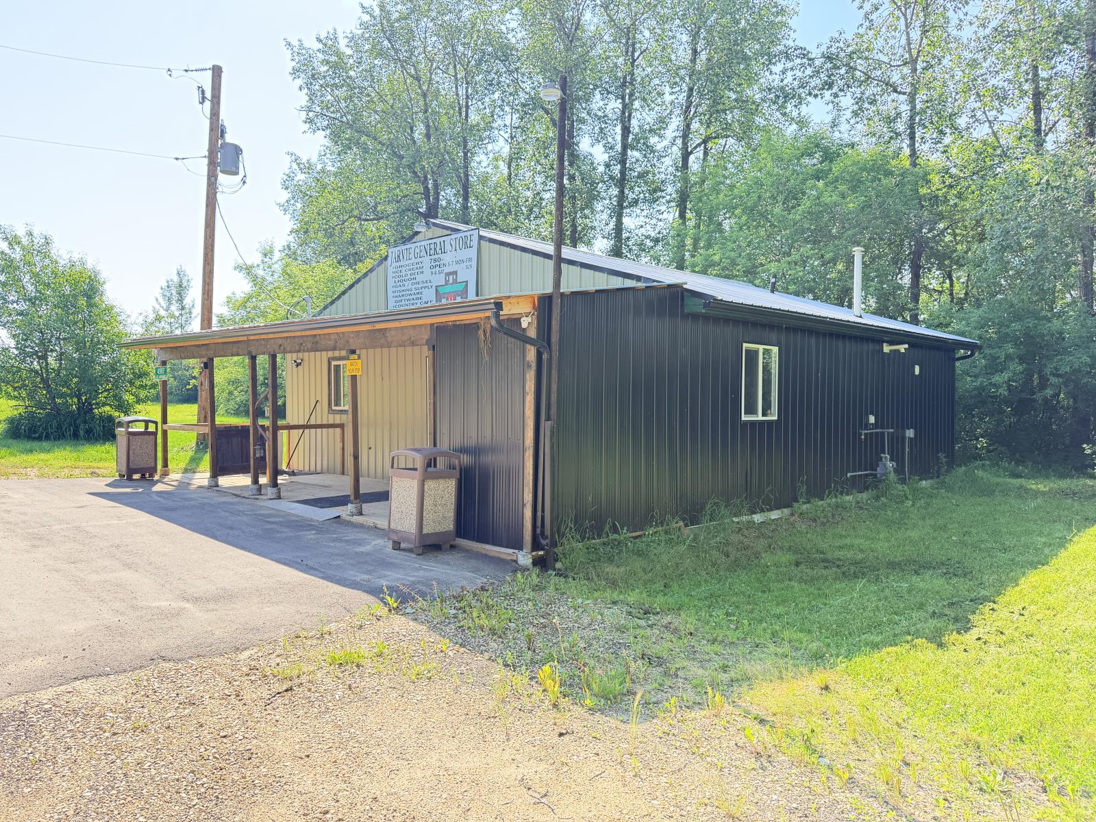 Commercial Sale in Jarvie 2