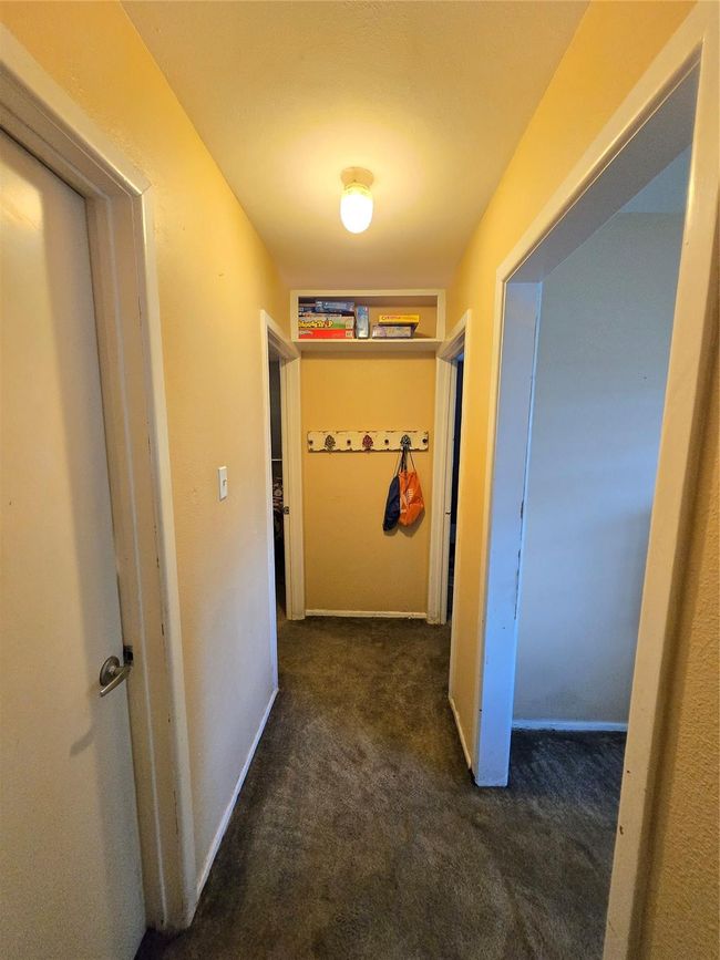 610 E Division St, House other with 3 bedrooms, 2 bathrooms and 3 parking in Edna TX | Image 28