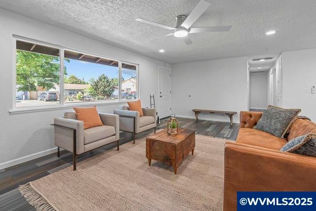 611 Ne Bockes Loop, House other with 3 bedrooms, 2 bathrooms and null parking in Sheridan OR | Image 19