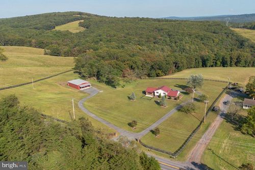 212 Whitacre Rd, Gore, VA, 22637-2148 | Card Image