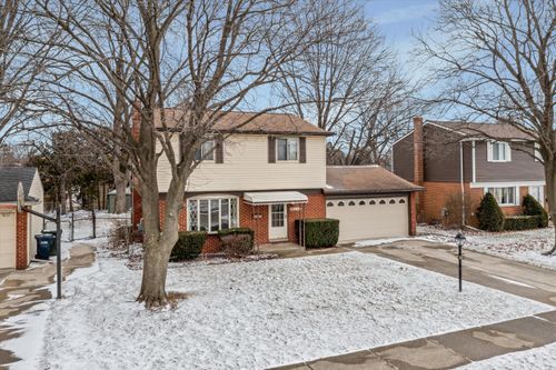 38240 Tottenham Rd, Sterling Heights, MI, 48312-1279 | Card Image