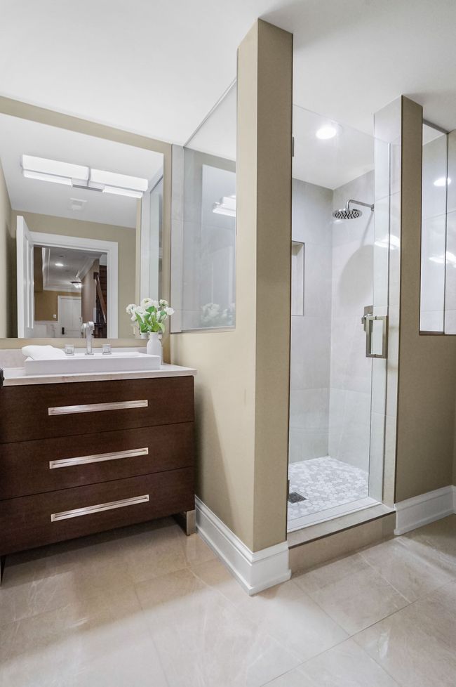 287 W Brown St, Condo with 3 bedrooms, 5 bathrooms and null parking in Birmingham MI | Image 52