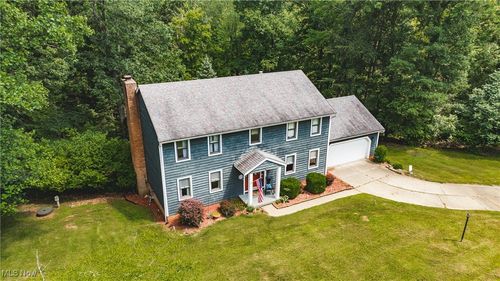 151 Granada Cir, Parkersburg, WV, 26104-8119 | Card Image