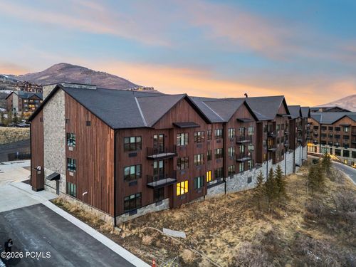 a-1112-2303 W Deer Hollow Rd, Park City, UT, 84060-5171 | Card Image