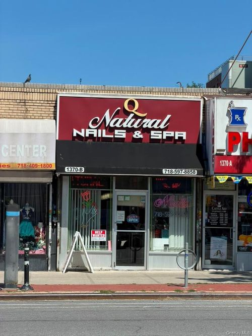 1370 B Castle Hill Ave, Bronx, NY, 10462 | Card Image