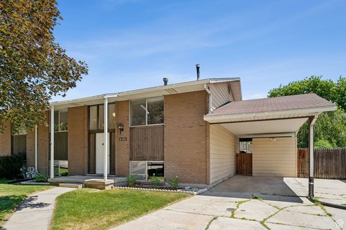 6133 S Vineway Cir, Salt Lake City, UT, 84121-1946 | Card Image