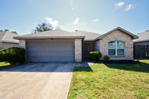 104 Camden Ct, Irving, TX, 75061-4772 | Card Image