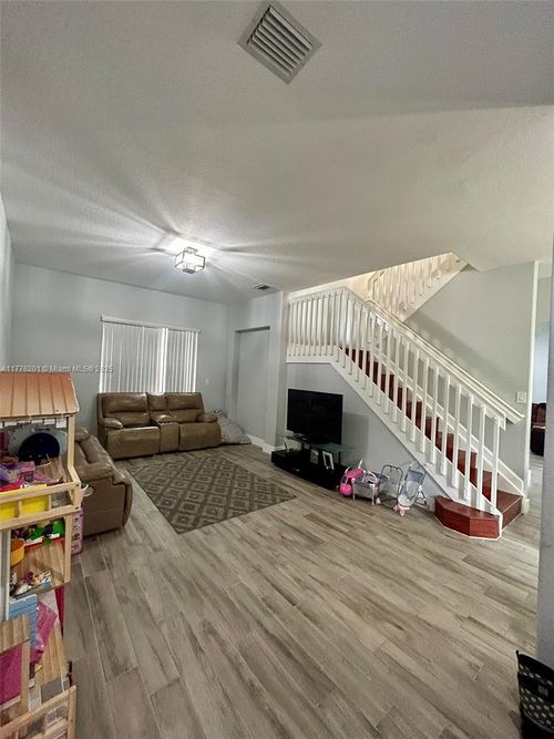 23902 Sw 108th Ave, Homestead, FL, 33032-6172 | Card Image