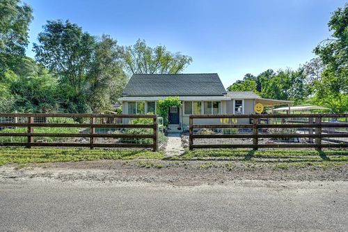 10813 Stone Rd, Oakdale, CA, 95361-8787 | Card Image