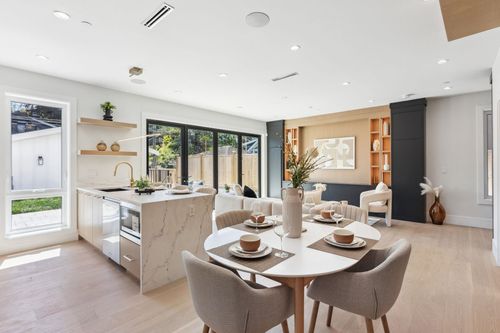 2-2244 E 11th Ave, Vancouver, BC, V5N1Z6 | Card Image