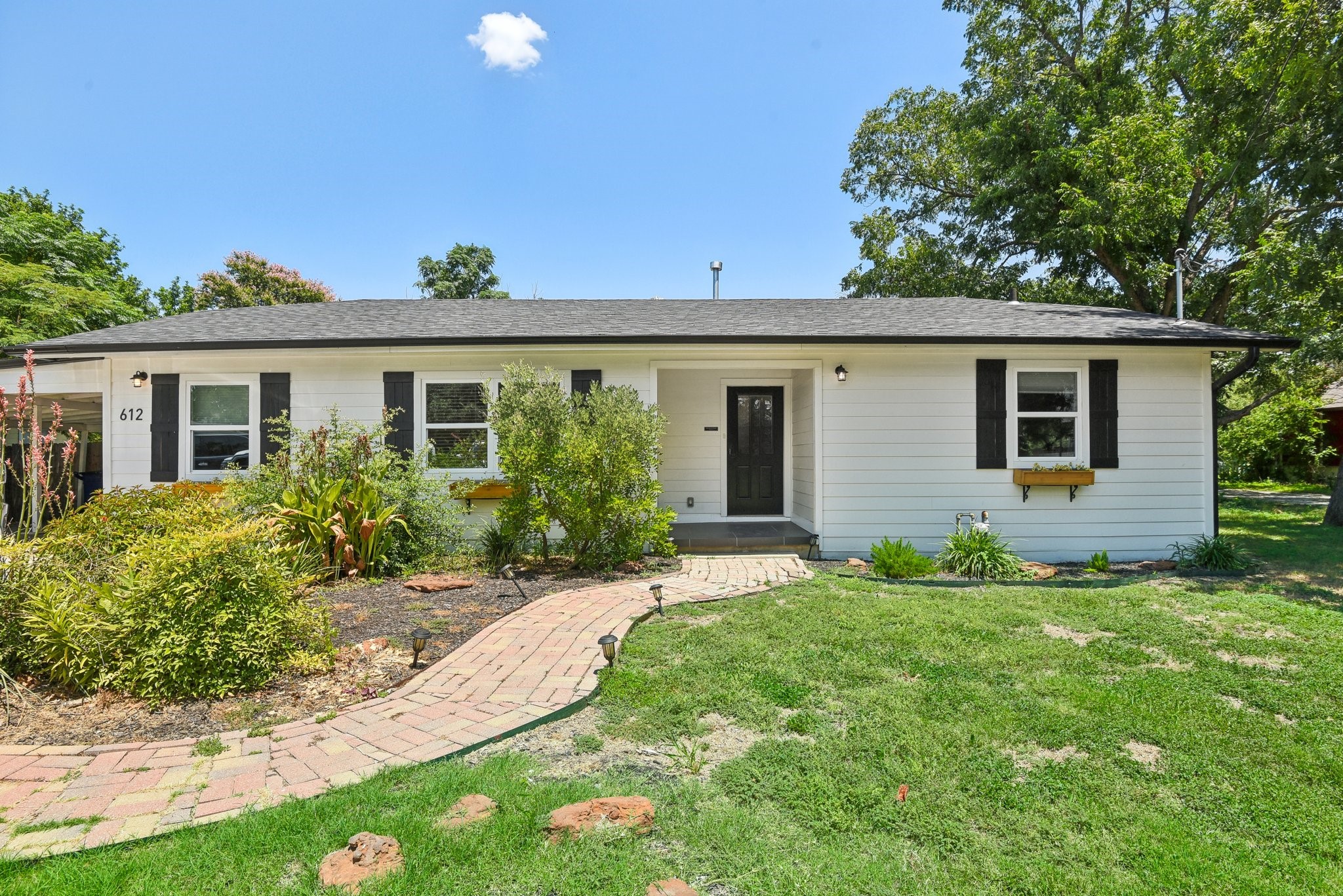 FM 1660 , Hutto, TX 78634