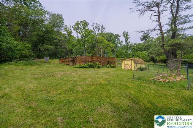 636 School Rd, House other with 2 bedrooms, 1 bathrooms and null parking in Nazareth PA | Image 44