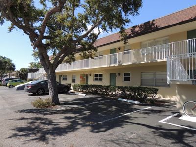 20 - 291 Cape Shores Circle, Condo with 1 bedrooms, 1 bathrooms and null parking in Cape Canaveral FL | Image 1