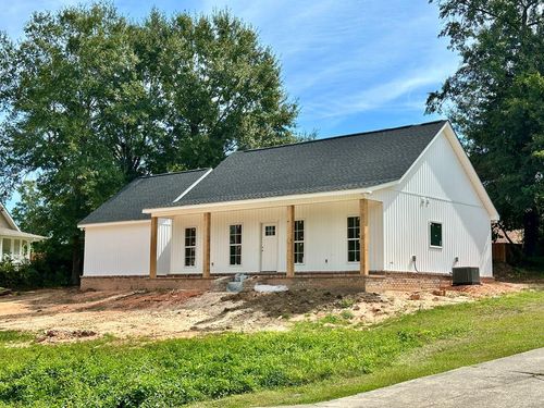 1131 E Lakeshore Dr, Carriere, MS, 39426-7717 | Card Image