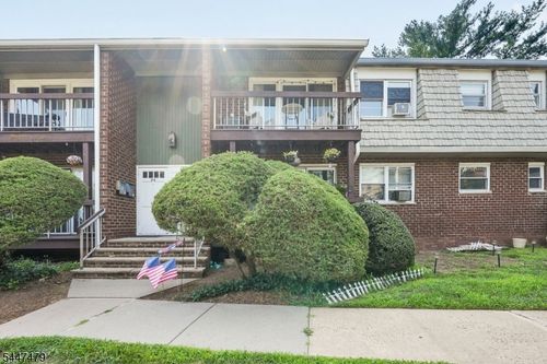 94-34 Deanna Dr, Hillsborough, NJ, 08844-4852 | Card Image
