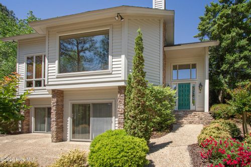 15 Shenecossett Ln, Pinehurst, NC, 28374-6800 | Card Image