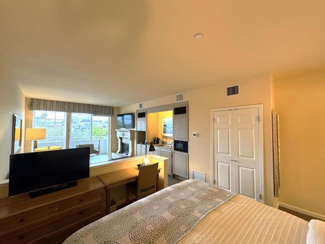 105 - 4100 Cabrillo Hwy N, Condo with 0 bedrooms, 1 bathrooms and null parking in Half Moon Bay CA | Image 4