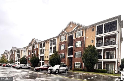 618 Strassle Way, South Plainfield, NJ, 07080-4050 | Card Image
