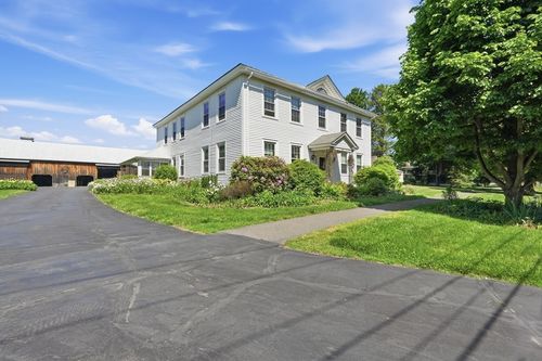 15 Main St, Hatfield, MA, 01038-9702 | Card Image