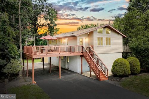 35 Burnside Dr, EAST BERLIN, PA, 17316-9384 | Card Image
