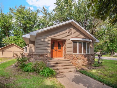 319 N Michigan St, Oxford, KS, 67119-8102 | Card Image