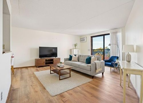 apt-402-2601 Kenzie Ter, Saint Anthony, MN, 55418-3260 | Card Image