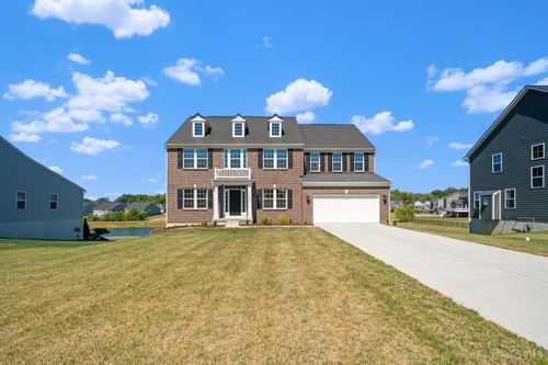 6149 Century Farm Dr, Loveland, OH, 45140-7572 | Card Image