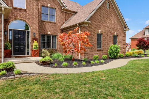 3024 Woodfield Cir, Richmond, KY, 40475-8677 | Card Image