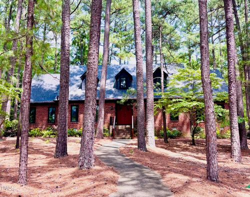 917 Queensferry Rd, Cary, NC, 27511-6422 | Card Image