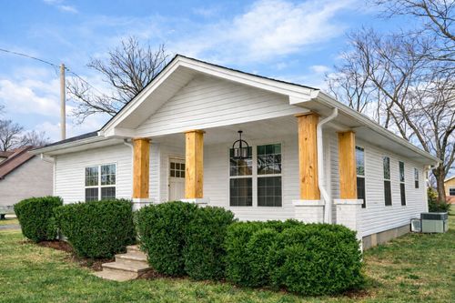 313 Portland Blvd, Portland, TN, 37148-1223 | Card Image