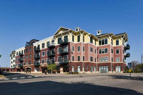 apt-402-4100 Spring St, Spring Park, MN, 55384-9664 | Card Image