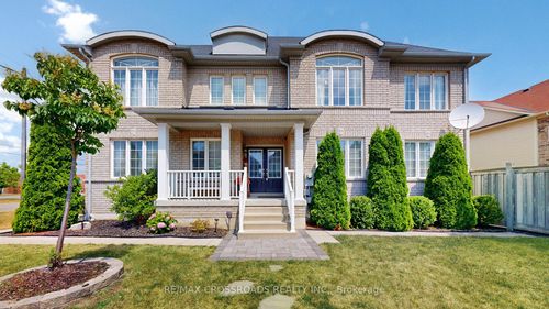 72 Oswell Dr, Ajax, ON, L1Z0L5 | Card Image
