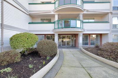 115 - 33280 Bourquin Cres E, Condo with 2 bedrooms, 2 bathrooms and 1 parking in Abbotsford BC | Image 3