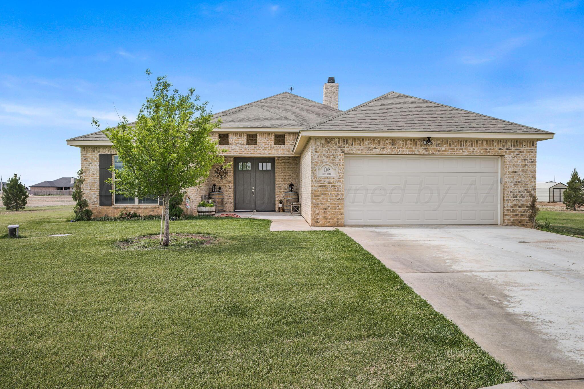 Residential in Canyon