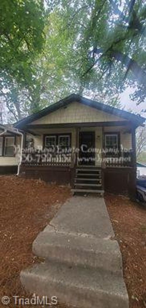 618 N Jackson Ave, Winston-Salem, NC, 27101-3370 | Card Image
