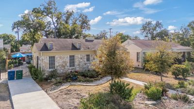 2260 W Mistletoe Ave, House other with 3 bedrooms, 2 bathrooms and null parking in San Antonio TX | Image 3