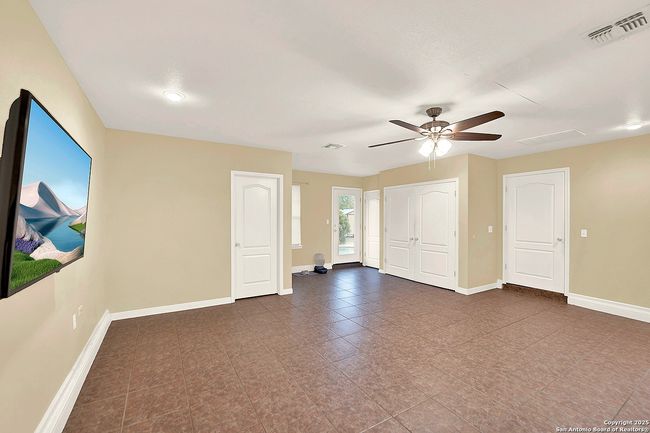 709 Voges St, House other with 4 bedrooms, 3 bathrooms and null parking in Poth TX | Image 9