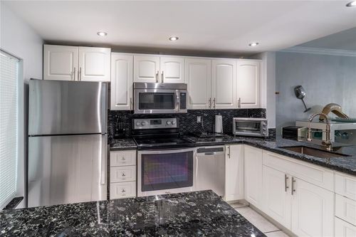 105-470 Paradise Isle Blvd, Hallandale Beach, FL, 33009-5898 | Card Image