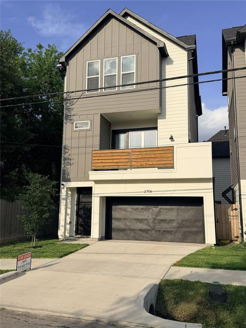 2706 Cochran St, Houston, TX, 77009-6947 | Card Image